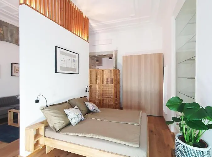 Larco Trieste Studio Living 3